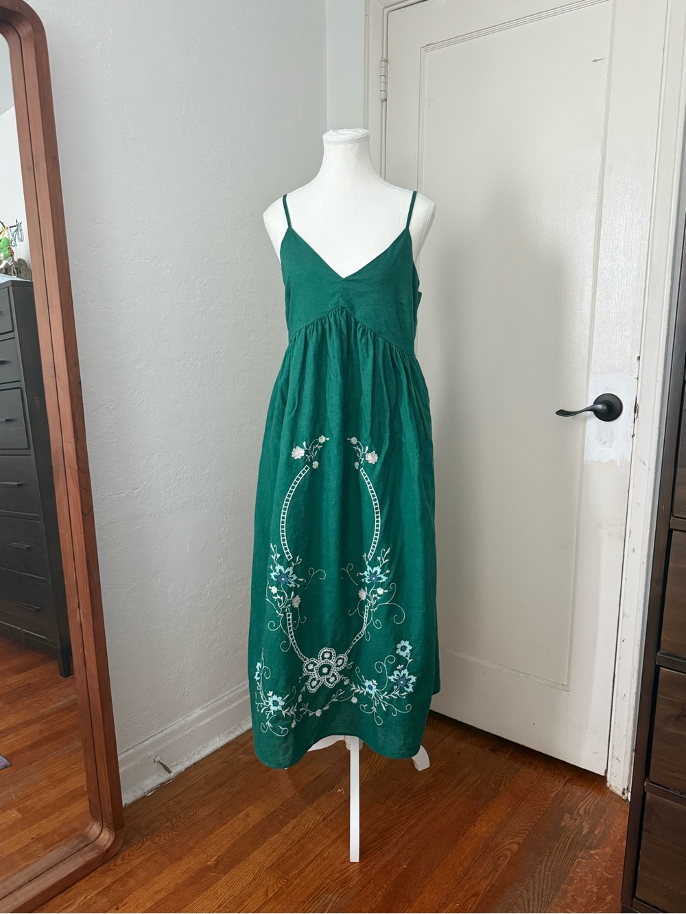 Loft 100% Cotton Green Embroidered Maxi Dress